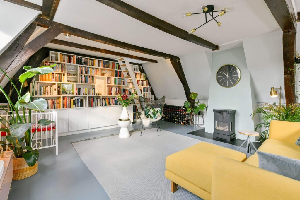 Resultaat van interieurontwerp van woonkamer met haard in Amsterdam